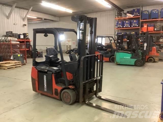 Linde E18 전동 지게차