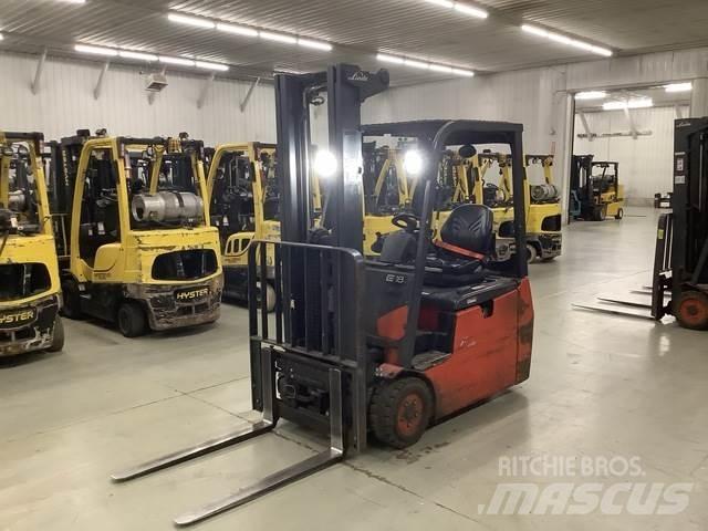 Linde E18 전동 지게차