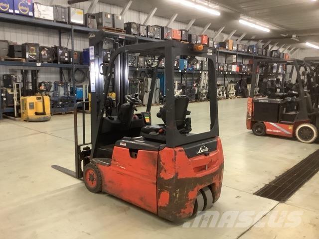 Linde E18 전동 지게차