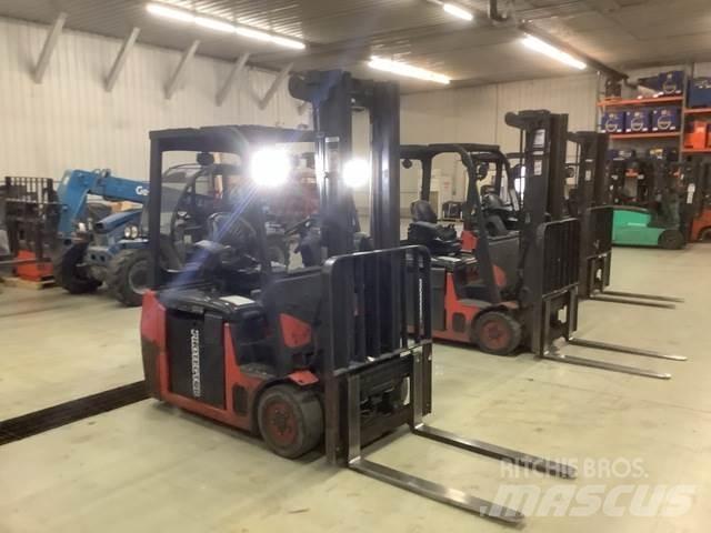 Linde E18 전동 지게차