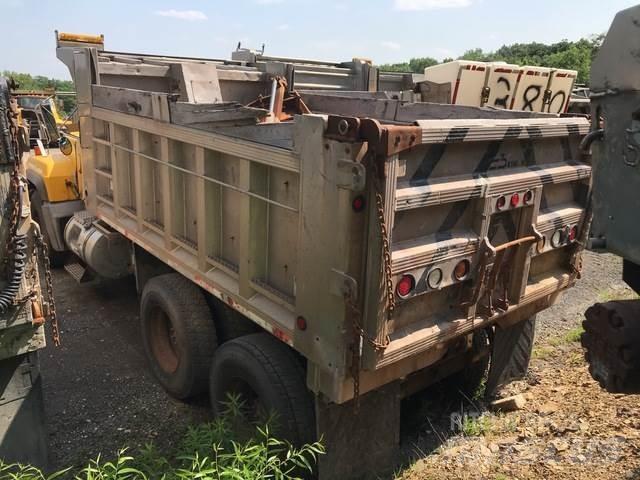 Mack 600 제설 블레이드 및 제설기