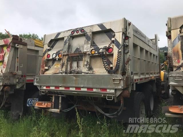 Mack 700 제설 블레이드 및 제설기