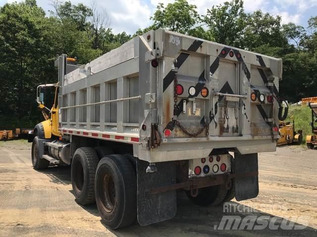 Mack 700 제설 블레이드 및 제설기