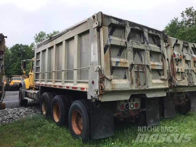 Mack 700 제설 블레이드 및 제설기
