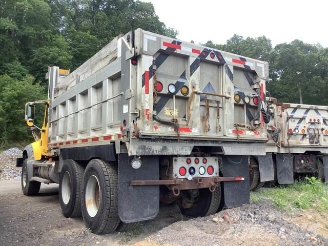 Mack 700 제설 블레이드 및 제설기