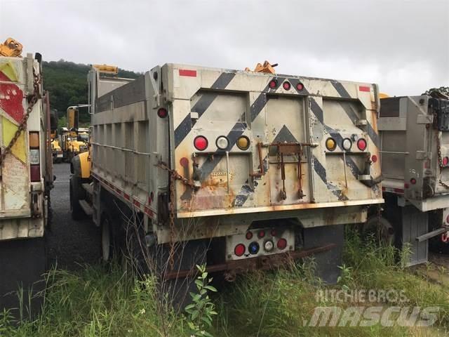 Mack 700 제설 블레이드 및 제설기
