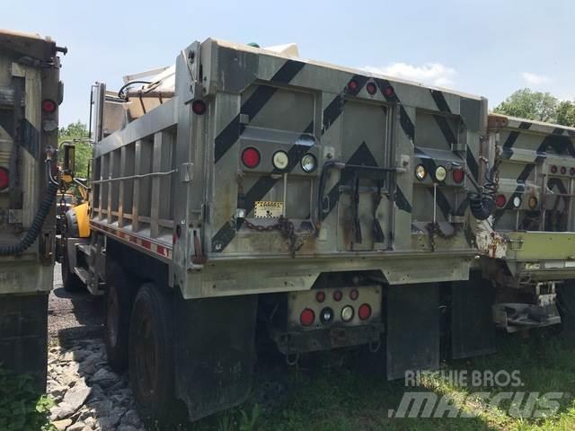 Mack 700 제설 블레이드 및 제설기