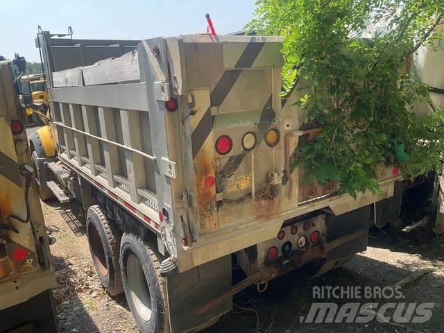 Mack 700 제설 블레이드 및 제설기