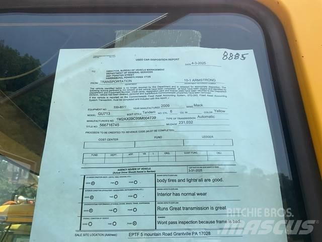 Mack 700 제설 블레이드 및 제설기