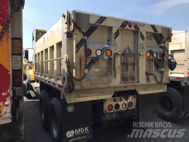 Mack 700 제설 블레이드 및 제설기
