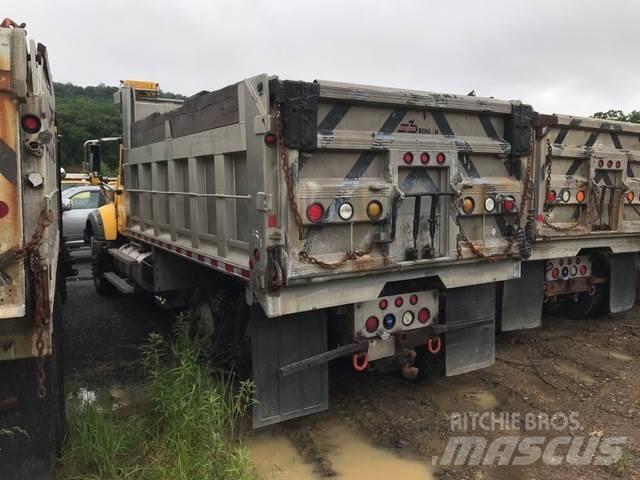 Mack 700 제설 블레이드 및 제설기