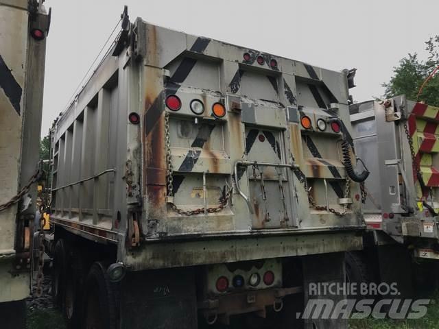 Mack 700 제설 블레이드 및 제설기