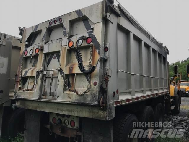 Mack 700 제설 블레이드 및 제설기