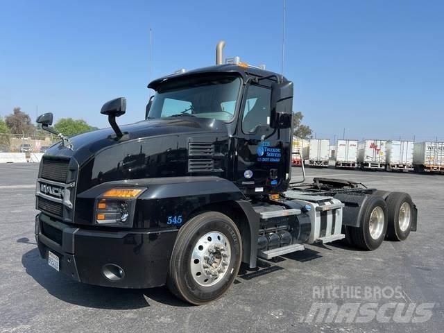 Mack AN64T 트랙터 유닛