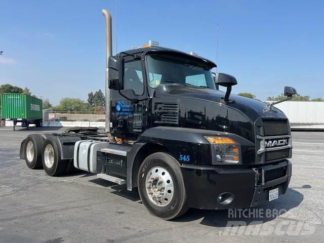 Mack AN64T 트랙터 유닛