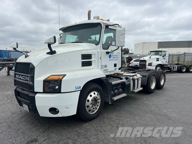 Mack AN64T 트랙터 유닛