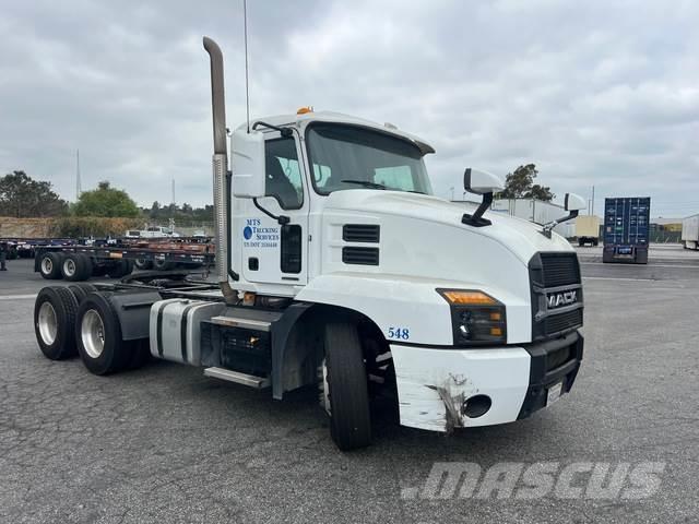 Mack AN64T 트랙터 유닛