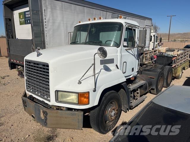 Mack CH613 트랙터 유닛