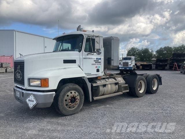 Mack CH613 트랙터 유닛