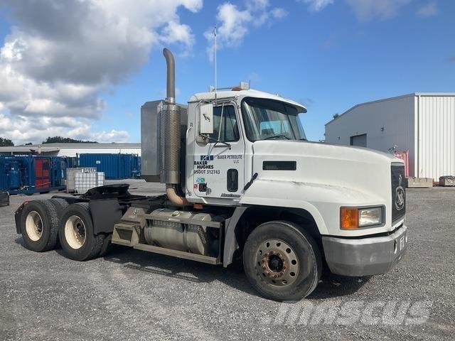 Mack CH613 트랙터 유닛