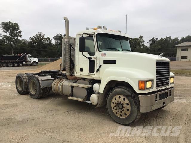 Mack CHU613 트랙터 유닛