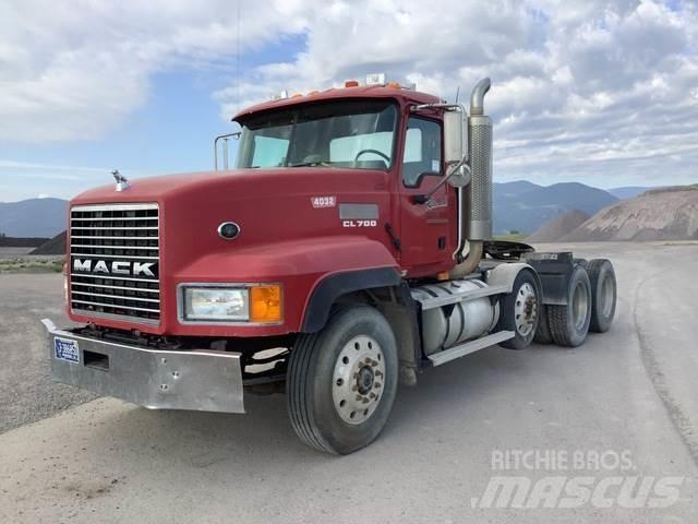 Mack CL733 트랙터 유닛