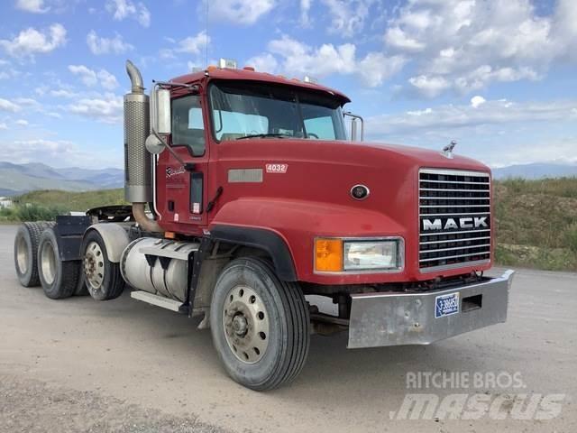 Mack CL733 트랙터 유닛