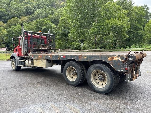 Mack CT713 회수 차량