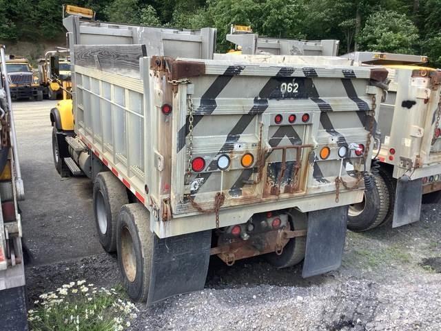 Mack CV700 제설 블레이드 및 제설기