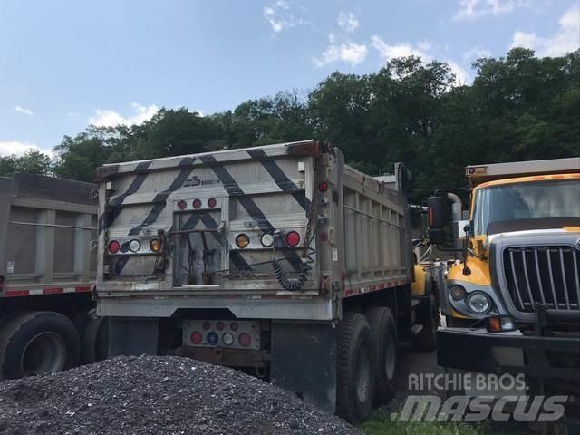 Mack CV700 제설 블레이드 및 제설기