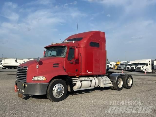 Mack CX613 트랙터 유닛