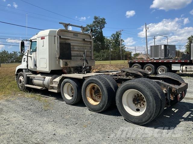 Mack CXN613 트랙터 유닛