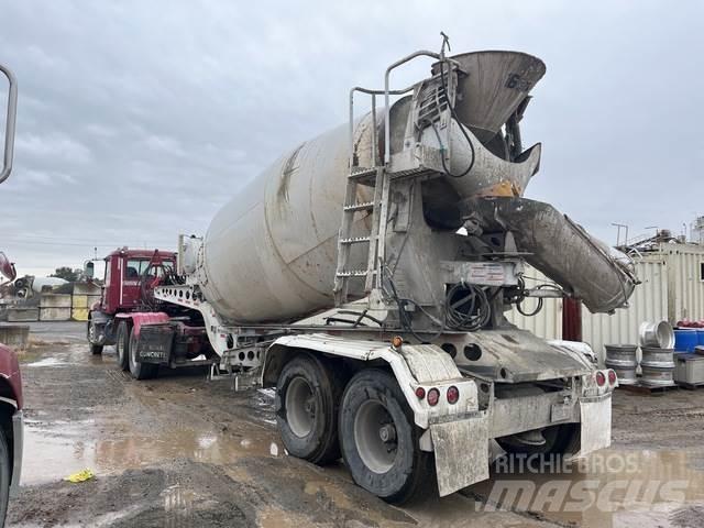 Mack CXU613 트랙터 유닛