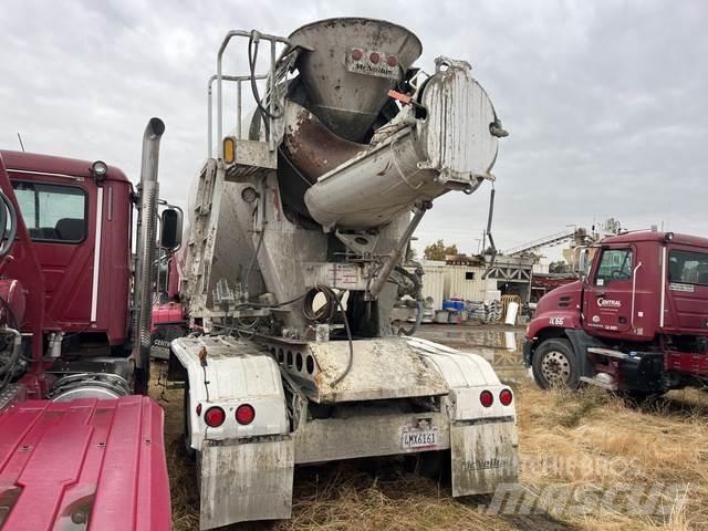 Mack CXU613 트랙터 유닛