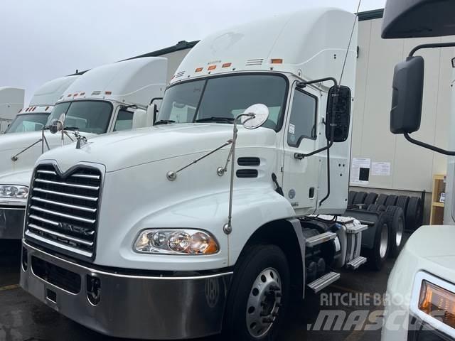 Mack CXU613 트랙터 유닛