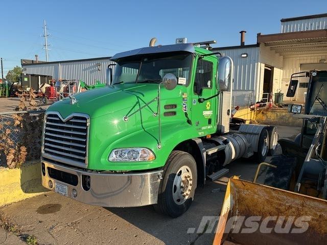 Mack CXU613 트랙터 유닛