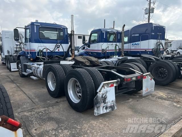 Mack CXU613T 트랙터 유닛
