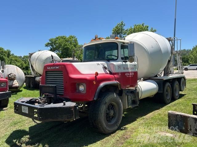 Mack DM600GK 기타 트럭