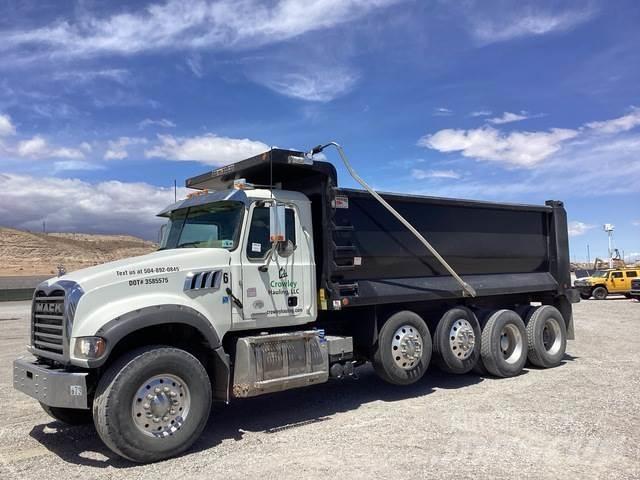 Mack GR104F 덤프 트럭