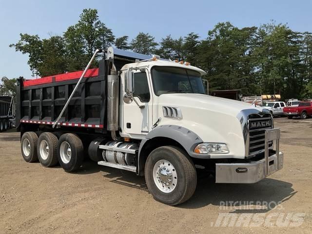 Mack Granite 덤프 트럭