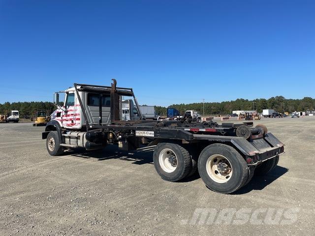 Mack GU533 훅 리프트 트럭