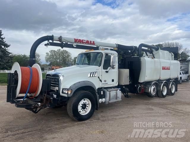 Mack GU713 대형 굴삭기 29톤 이상