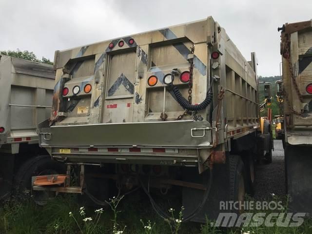 Mack GU713 제설 블레이드 및 제설기