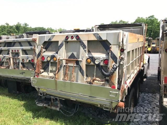 Mack GU713 제설 블레이드 및 제설기