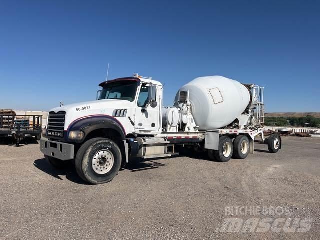 Mack GU713 기타 트럭