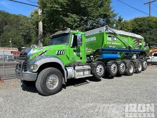 Mack GU713 콘크리트 스톤 머신
