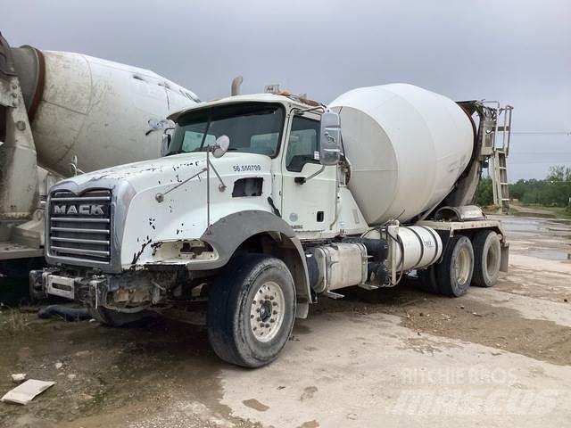 Mack GU813 기타 트럭
