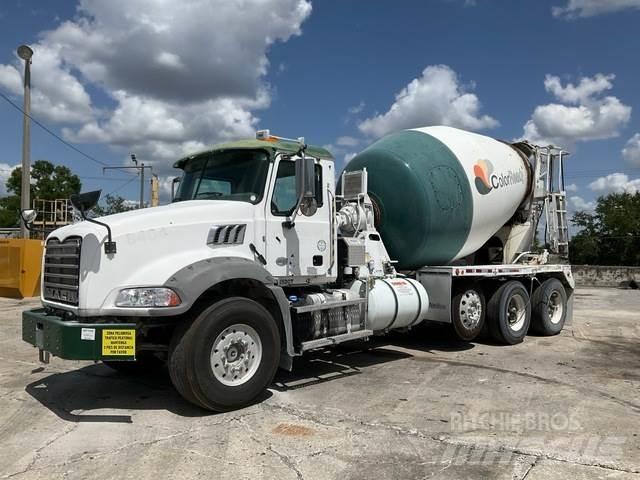 Mack GU813 기타 트럭