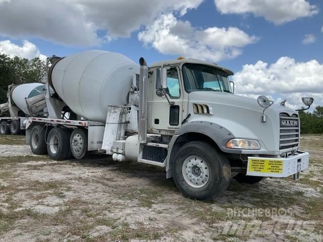 Mack GU813 기타 트럭