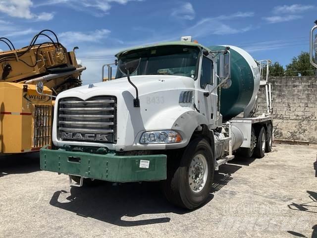 Mack GU813 기타 트럭